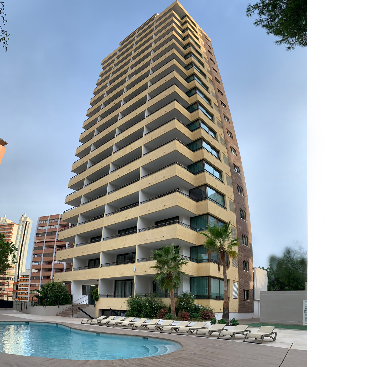 Fachada Halley Apartamentos Benidorm