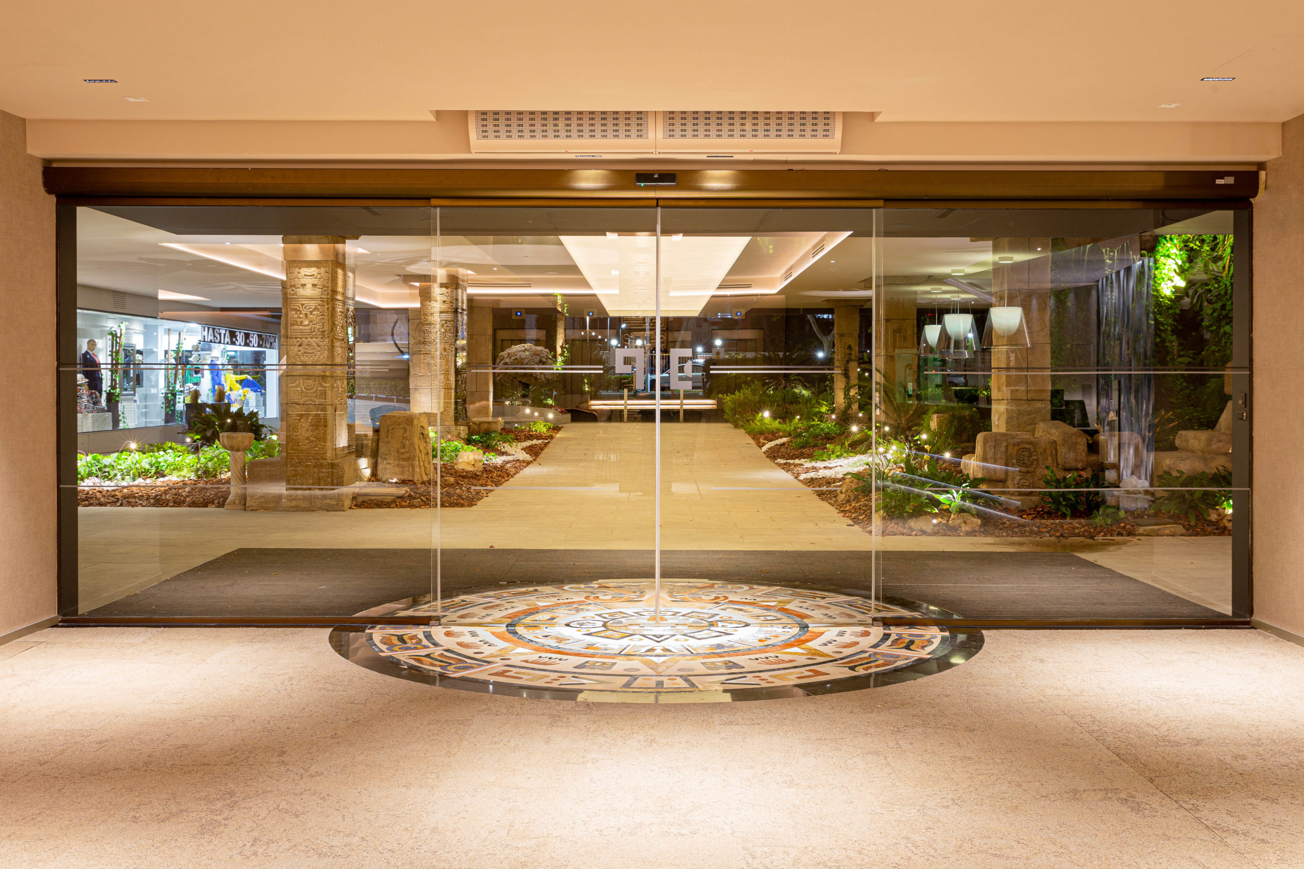 Lobby Hotel Don Pancho Benidorm